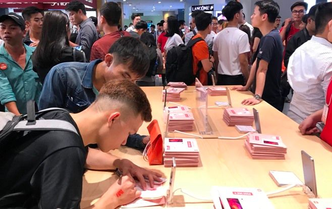 Xiaomi khai trương cửa hàng lớn nhất khu vực tại TP.HCM
