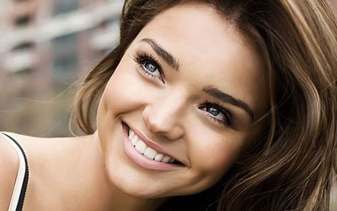 Nhân tướng học: Má lúm đồng tiền một bên, tình duyên 'khuyết - tròn' đa đoan