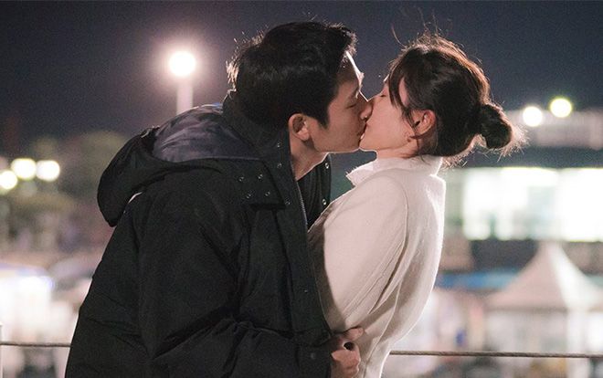 Bí quyết để có nụ hôn ngọt ngào như Son Ye Jin và Jung Hae In trong 'Chị đẹp mua cơm ngon cho tôi'
