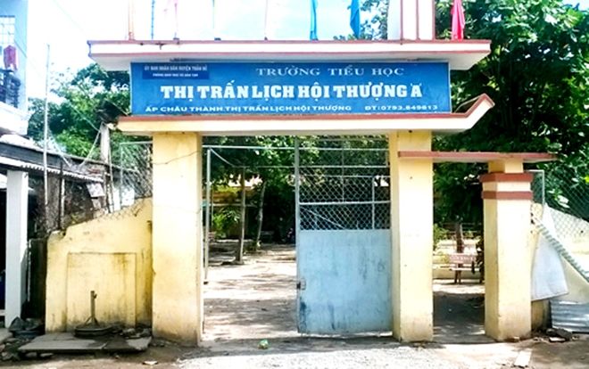 Hiệu trưởng xin từ chức vì trò lớp 2 chưa biết đọc