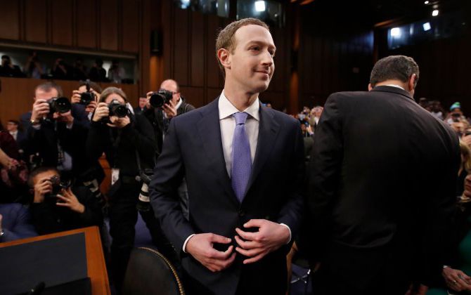 Mark Zuckerberg tiết lộ Facebook sẽ có phiên bản trả phí trong tương lai