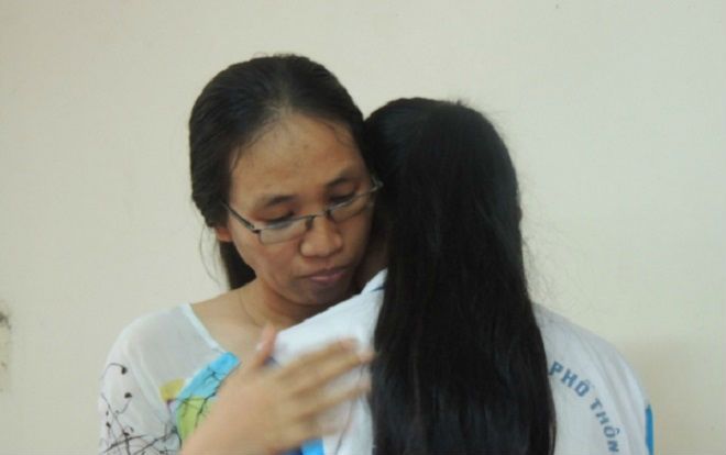 Cô giáo 'quyền lực' im lặng suốt 3 tháng đứng lớp: 'Tôi không nói gì không có nghĩa không giảng bài'