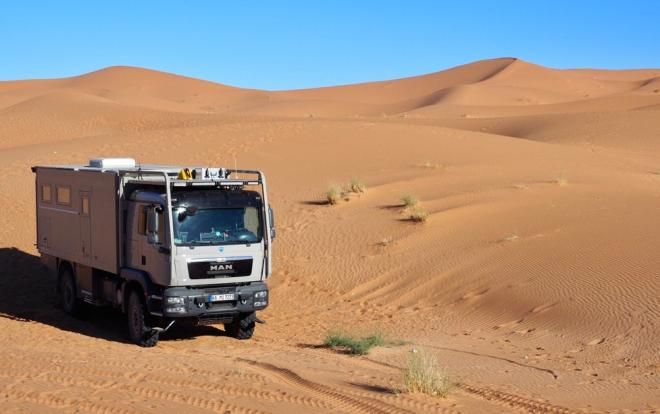 Choáng với xe tải hầm hố có nội thất như khách sạn 5 sao