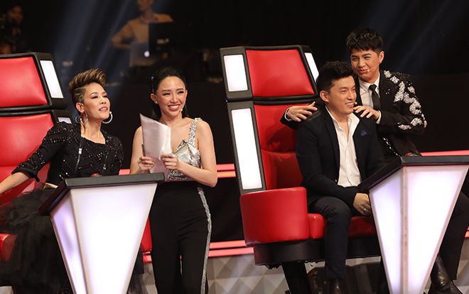 Sau tập 1, còn ai dám nói dàn HLV The Voice 2018 thiếu cân tài cân sức?