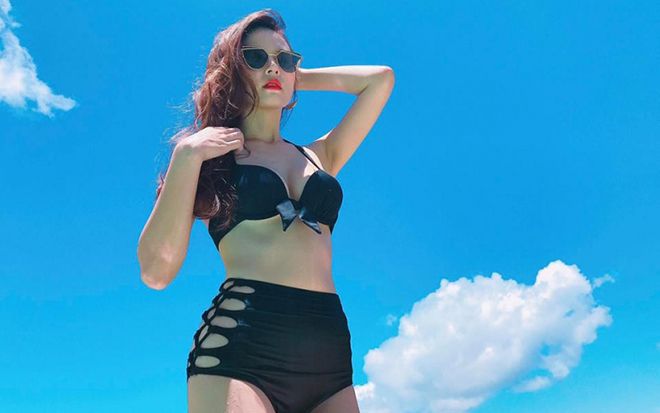 Midu khiến dân tình 'chao đảo' khi diện bikini 2 mảnh phô trọn vòng 1 gợi cảm