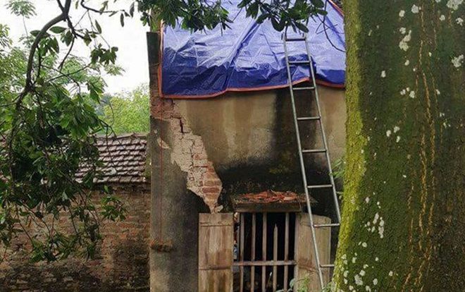 Ngồi trong nhà, người phụ nữ vẫn bị sét đánh tử vong