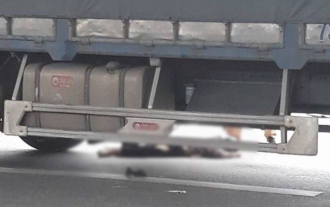 Người phụ nữ bị xe tải cuốn vào gầm tử vong tại chỗ