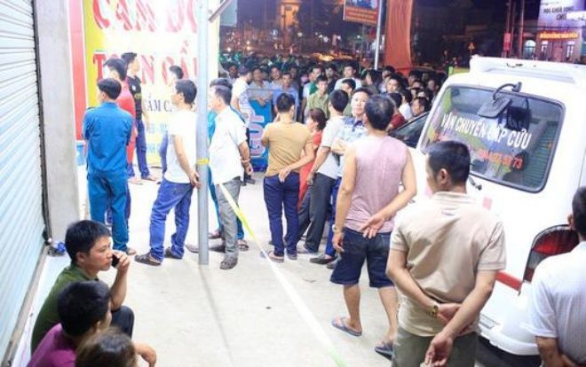 Bé gái 9 tuổi tử vong cạnh người mẹ có dấu hiệu bị kích động mạnh