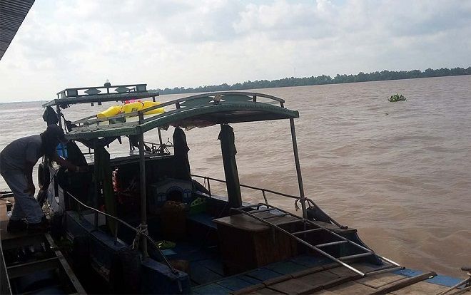 Người phụ nữ lái đò mất tích bí ẩn, phát hiện trên đò có nhiều vết máu