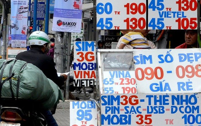 Từ hôm nay 1/5, giá cước điện thoại giữa các mạng giảm 20%