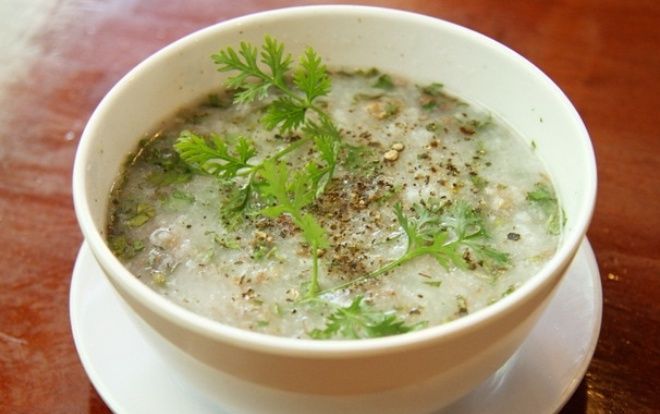 Nghi án 3 người trong cùng gia đình bị đầu độc sau khi ăn cháo