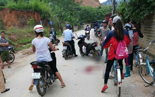 Mâu thuẫn trước khi ly hôn, chồng cầm dao đâm trúng thái dương của vợ