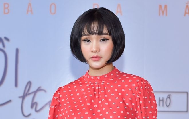 Giữa 'bão' Noo - Sơn Tùng, Hiền Hồ mạnh dạn trở lại với ca khúc tự chắp bút