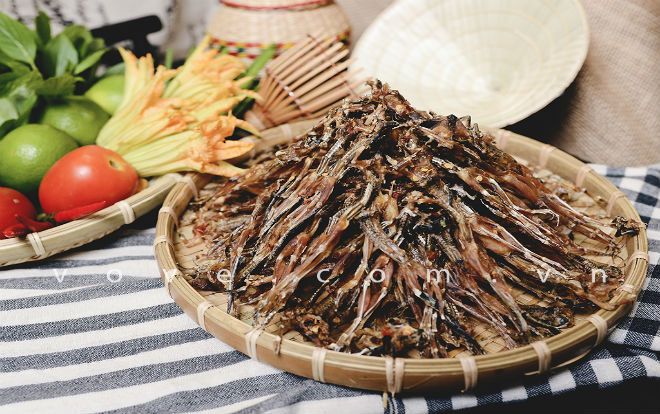 Về miền Tây đừng quên nhắm rượu đế với ‘vũ nữ chân dài’ - Món ngon đặc sắc hiếm nơi nào có được