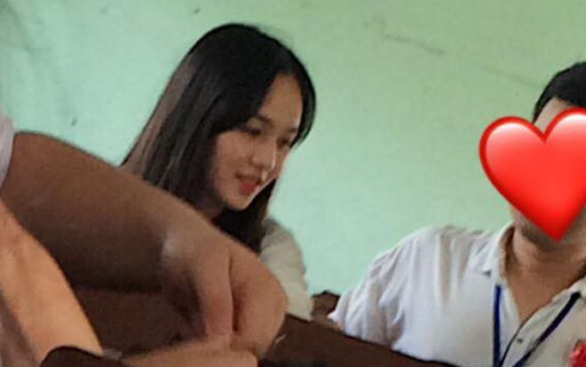 Nữ sinh thực tập ngành sư phạm sở hữu góc nghiêng thần thánh khiến dân tình ráo riết tìm kiếm danh tính