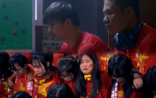 '11 niềm hy vọng': Lan tỏa niềm tự hào, tái hiện khoảnh khắc lịch sử của những người hâm mộ bóng đá Việt Nam