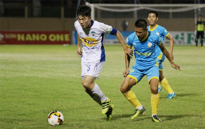 NÓNG: Đại gia Indonesia trải thảm đỏ mời Xuân Trường về thi đấu