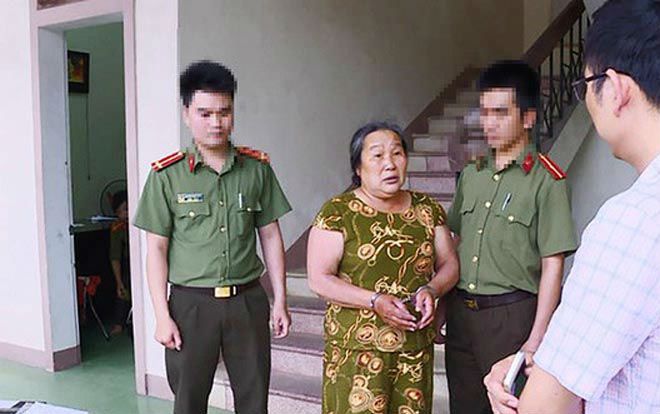 Bắt giữ người phụ nữ làm giả con dấu của Công an tỉnh Nghệ An