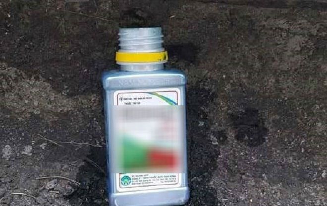 Bị hàng xóm nghi ngờ ăn trộm điện thoại, 2 chị em uống thuốc diệt cỏ tự tử