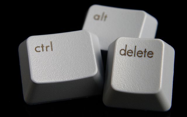 Đố bạn biết bộ ba phím 'thần thánh' Ctrl + Alt + Del đã ra đời như thế nào?