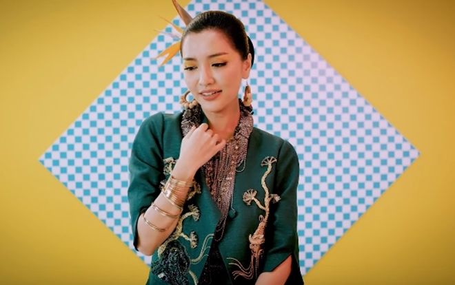 MV 'Bùa yêu' của Bích Phương được đồng tình xem 'dễ thở' hơn 'Chạy ngay đi', nghe là nghiện!