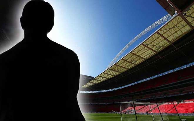 Tuyển thủ Anh bị tống tiền 500.000 bảng vì ‘lên giường’ với ‘gái bán hoa’