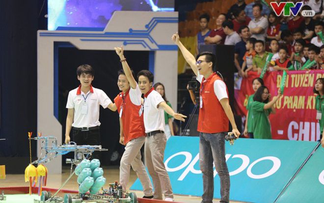 Robocon Việt Nam lần thứ 8: Nhà vô địch gọi tên Đại học Lạc Hồng