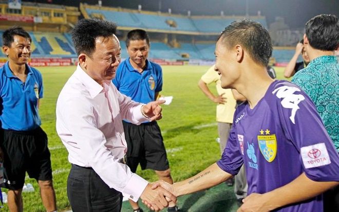 Bầu Hiển thất vọng về hình ảnh xấu xí của CLB Hà Nội: Tiếc cho bóng đá đẹp