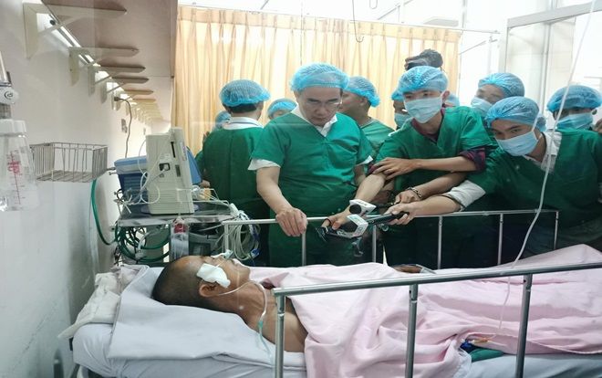 Bí thư Thành uỷ TP. HCM đến thăm và đánh giá cao tinh thần của những 'hiệp sĩ đường phố'