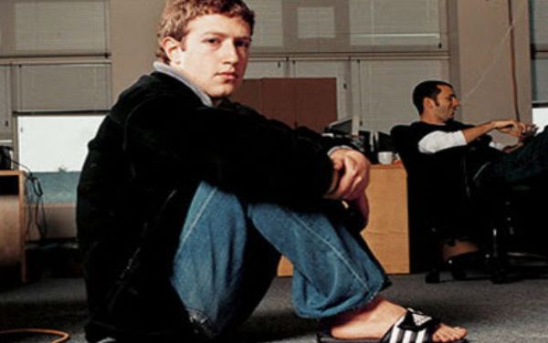 Steve Jobs, Mark Zuckerberg và Elon Musk làm gì năm 25 tuổi?