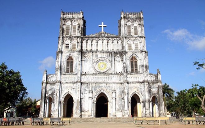 Nhà thờ cổ nhất Việt Nam có gì đặc biệt?