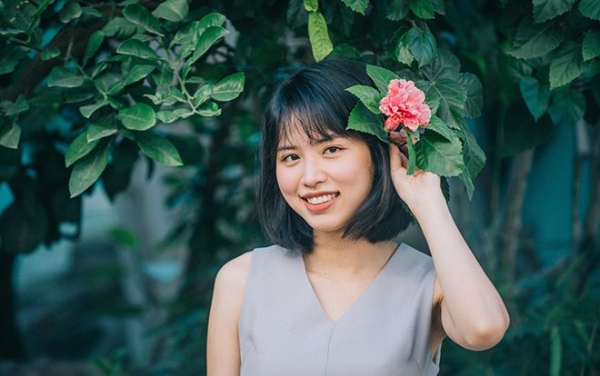 Em họ Hương Giang Idol- nữ giảng viên 22 tuổi ĐH Kinh tế Quốc dân: Tự tin không rêu rao mối quan hệ để 'ăn theo'