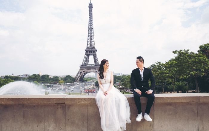 Khoảnh khắc ngọt ngào của vợ chồng Hoa hậu Phí Thùy Linh tại Pháp