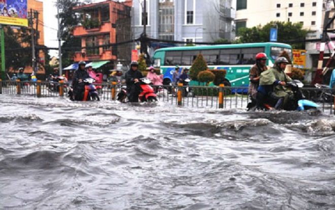 TP HCM ngày càng ngập sâu hơn, điểm 'tụ nước' nhiều hơn, vì sao?