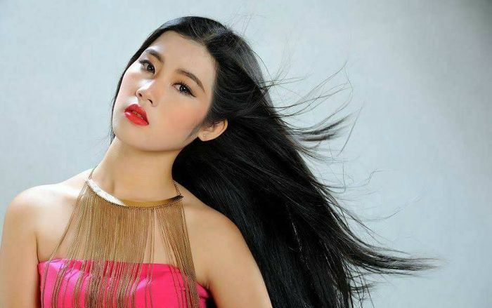 Thí sinh siêu mẫu VN 2018: 'Đối với tôi, người mẫu cũng chỉ là một vai diễn'