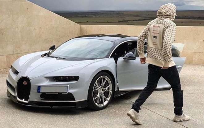 Vô địch Champions League, tiền đạo Karim Benzema ‘tậu’ siêu xe tiền tỷ Bugatti Chiron