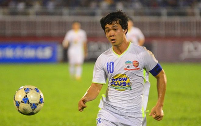 'Cú nã đại bác' của Công Phượng xé lưới thủ môn Bùi Tiến Dũng