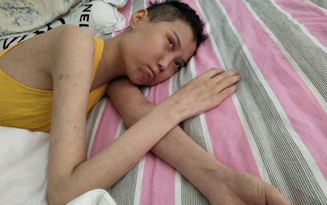 Người cha máu lạnh nhìn con chết dần: 'Tôi không hiến gì kể cả khi tôi chết đi'