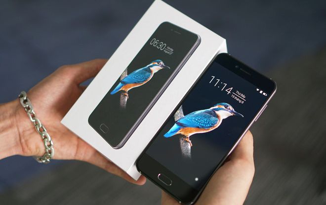 Bphone 2017 ngừng bán sau 9 tháng lên kệ