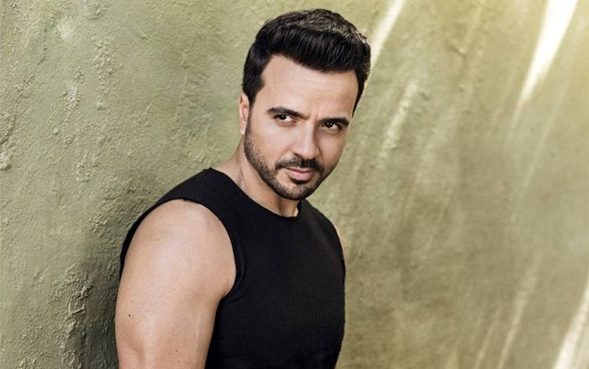 Chủ nhân bản hit 5 tỷ view 'Despacito' sẽ tới Việt Nam biểu diễn