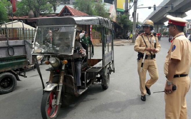 Hà Nội tịch thu xe ba, bốn bánh tự chế từ 30/6