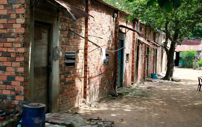 Cận cảnh những căn phòng 'ổ chuột' sinh viên thuê vì quá rẻ: Vừa ẩm thấp lại mất an toàn