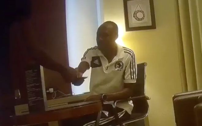 ‘Rúng động’ chuyện trọng tài World Cup 2018 bị phanh phui việc nhận hối lộ