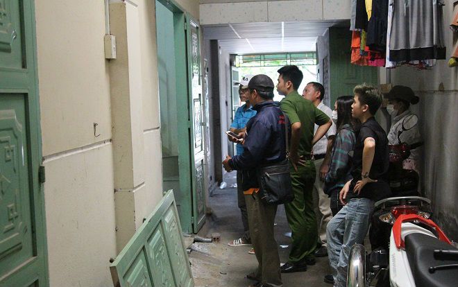 Người phụ nữ tử vong bất thường trong căn phòng trọ khóa trái cửa