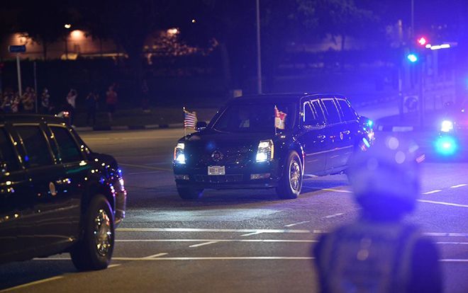 Chiếc xe 'Quái thú' ông Donald Trump sử dụng tại Singapore có gì đặc biệt?