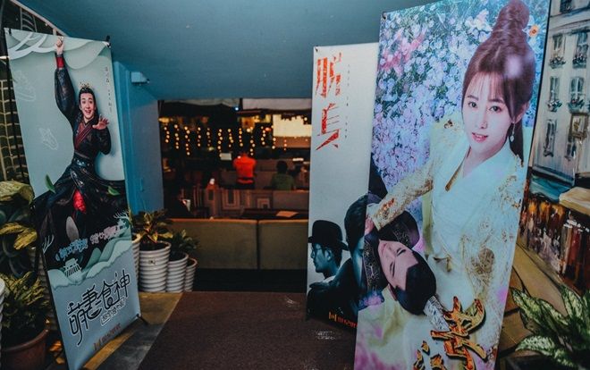 Các tín đồ phim Hoa Ngữ phấn khích hội tụ trong buổi offline đặc biệt của YOYO tại Việt Nam