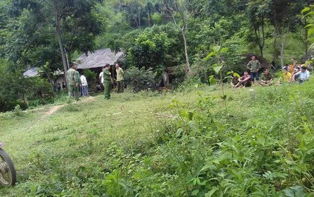 Xích mích rồi cãi vã, chồng dùng búa đánh chết vợ rồi tự sát