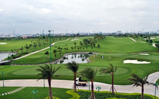 Xảy ra xô xát, nhân viên sân golf cầm dao đâm nữ đồng nghiệp rồi tự sát