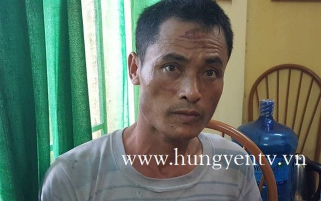 Mâu thuẫn gia đình, chồng chém vợ và con dâu nguy kịch