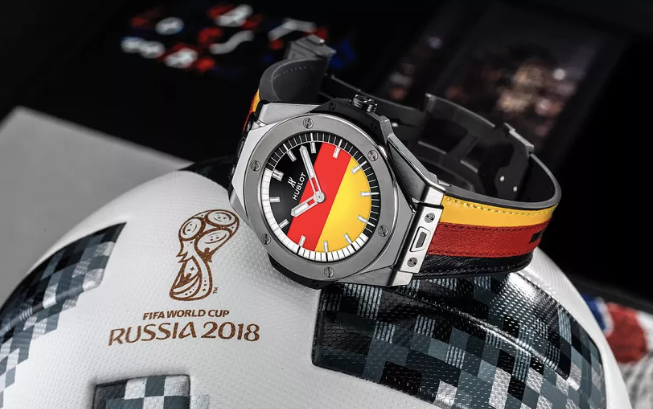 Đồng hồ đeo tay giá hơn 120 triệu đồng của các trọng tài World Cup 2018 có gì đặc biệt?